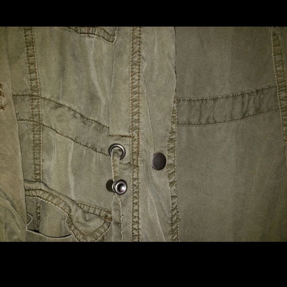 Jacket - Picture 4 of 4